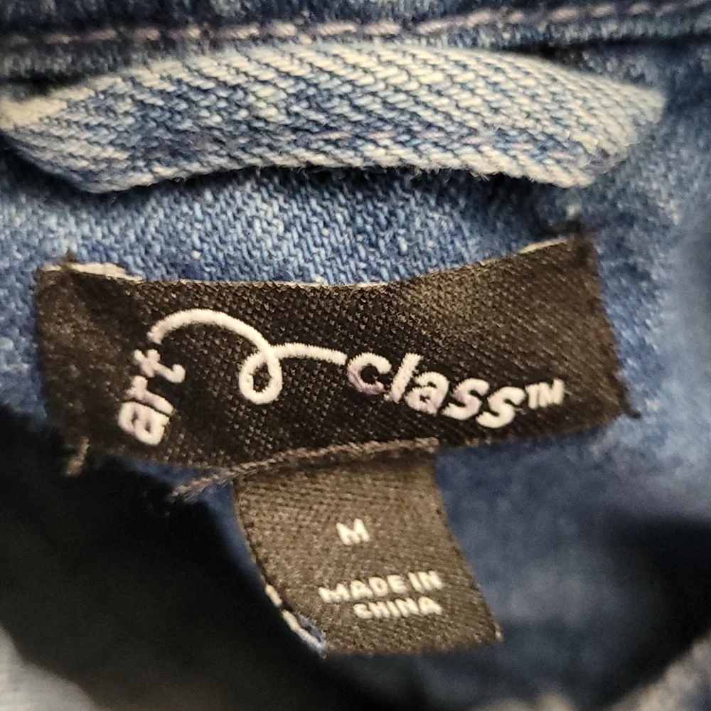 ART CLASS Graphic Studed Denim Jean Jacket M